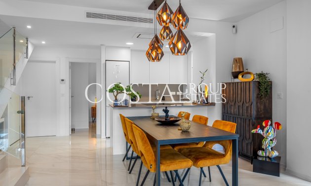 Resale - Villa -
Orihuela Costa - Orihuela