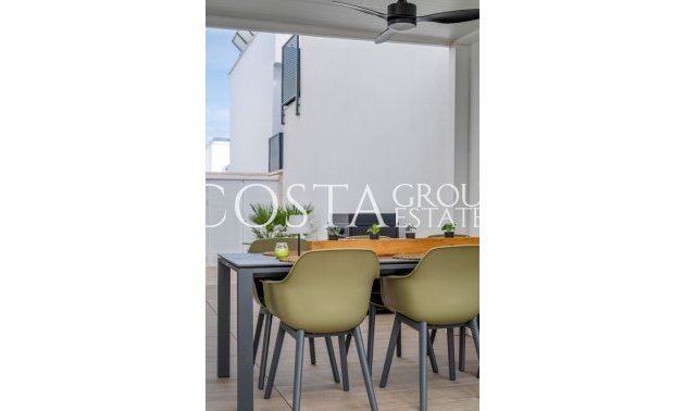 Resale - Villa -
Orihuela Costa - Orihuela