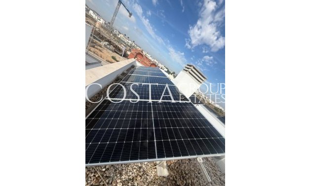 Resale - Villa -
Orihuela Costa - Orihuela
