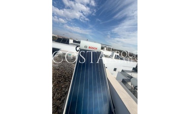 Resale - Villa -
Orihuela Costa - Orihuela