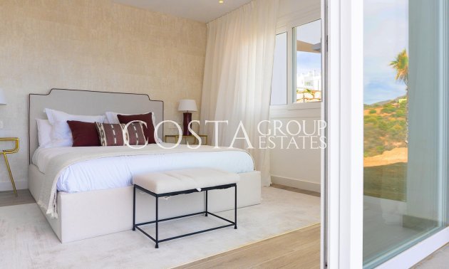 Nowy budynek - Apartments -
Casares - Camarate