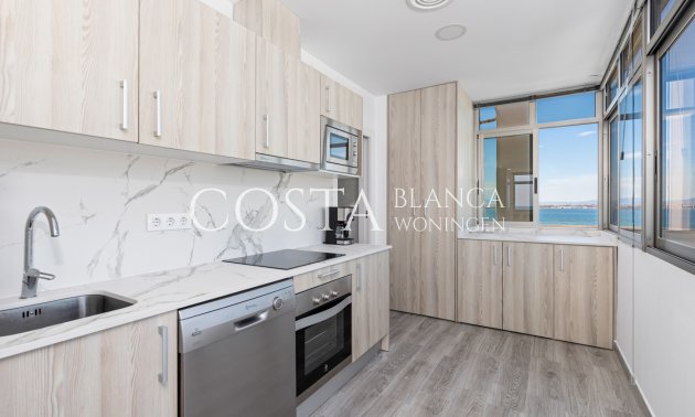 Revente - Appartement -
La Manga del Mar Menor