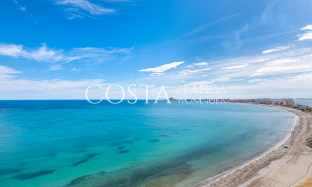 Revente - Appartement -
La Manga del Mar Menor