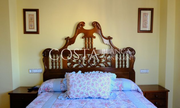 Resale - Villa -
Orihuela Costa - Orihuela