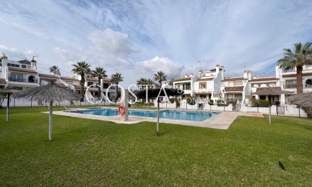 Odsprzedaż - Dom -
Orihuela Costa - Villamartín